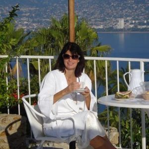 Meet your Posher, Lorena santo